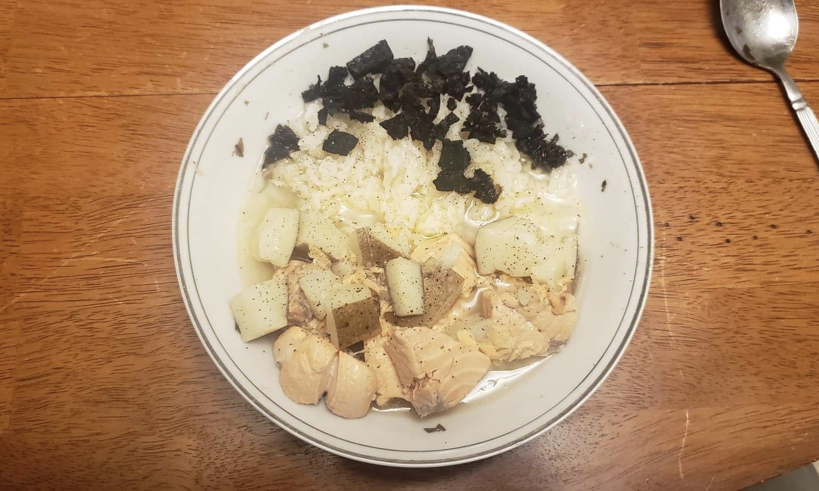 a bowl of txadzemsk
