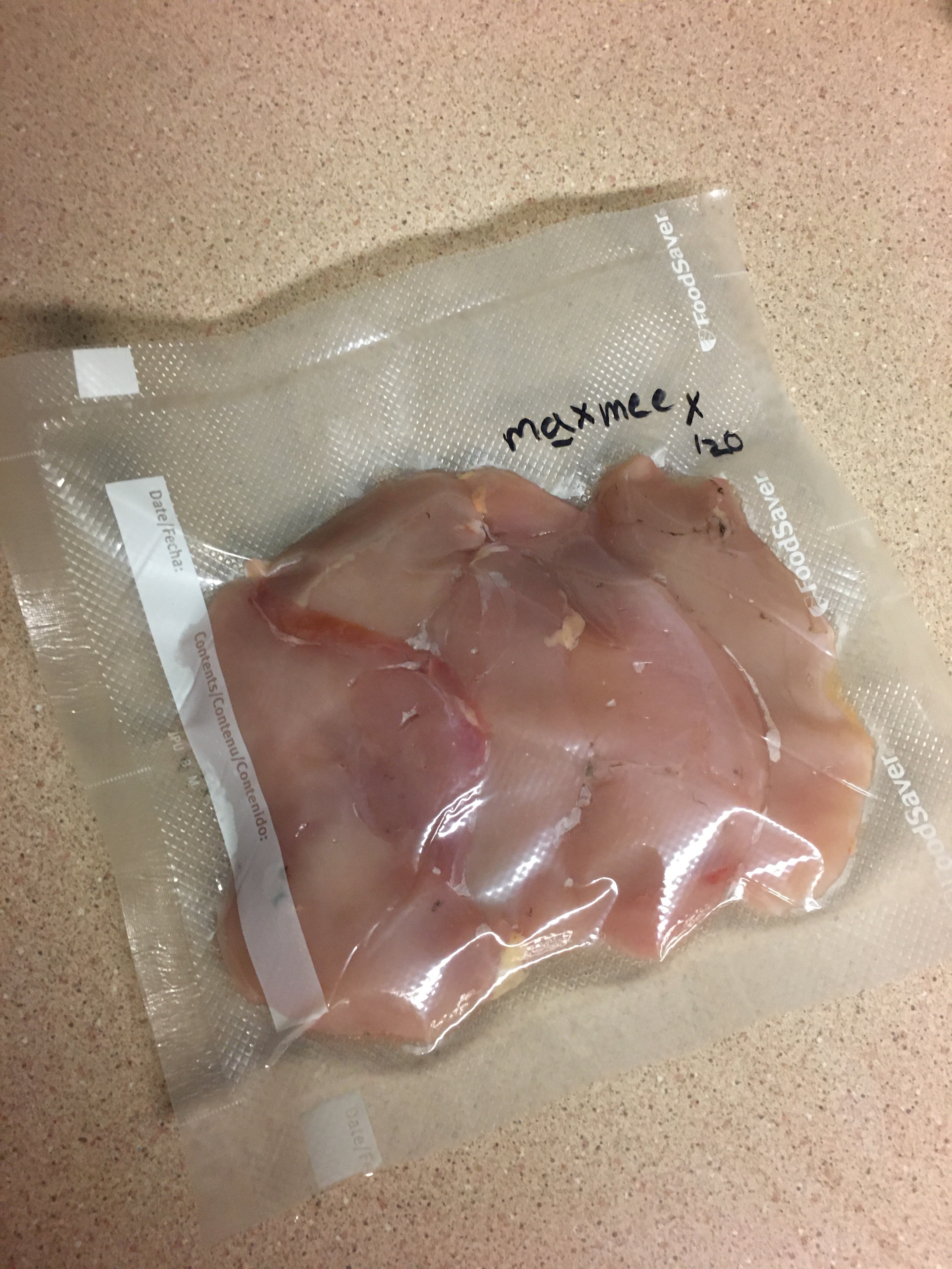 vacuumed sealed ma̱xmeex