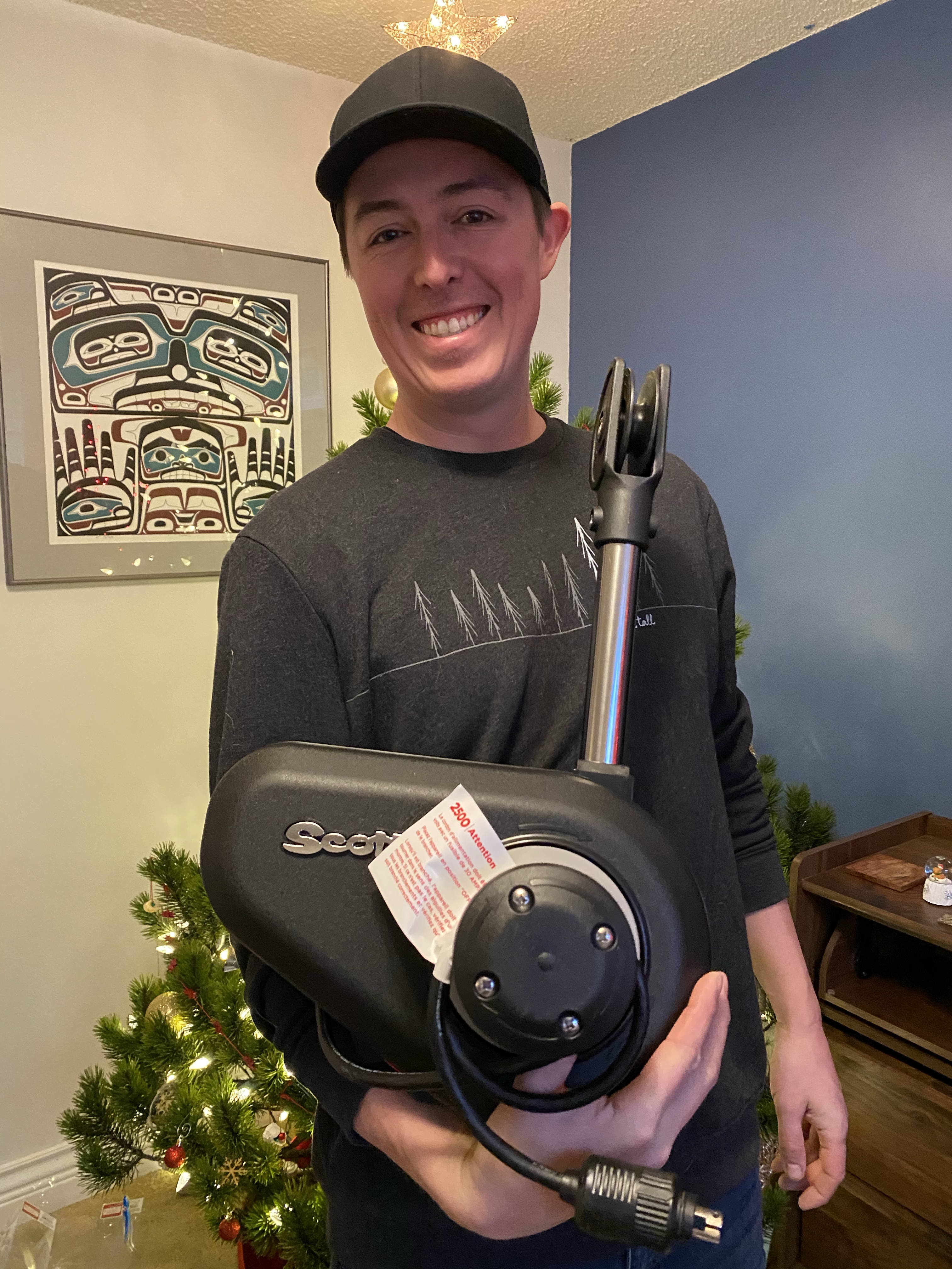 A man holding a line puller