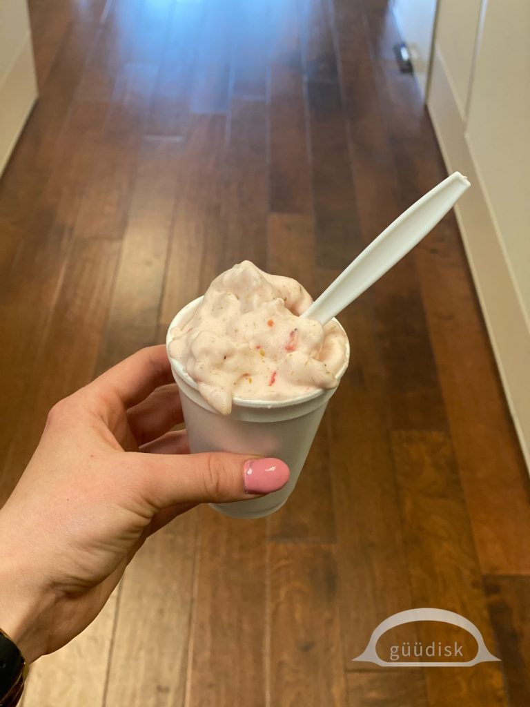 strawberry flavoured yel ‘as